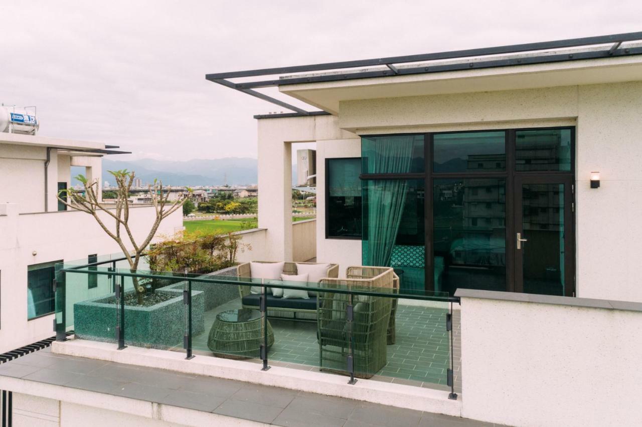 Tsang Kuo Resort Wujie Exterior photo